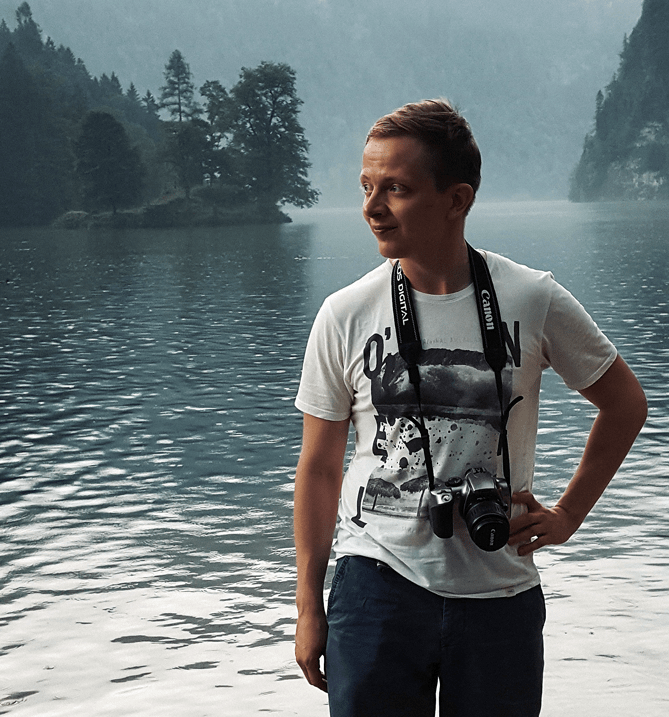 Juha Salo with a camera.